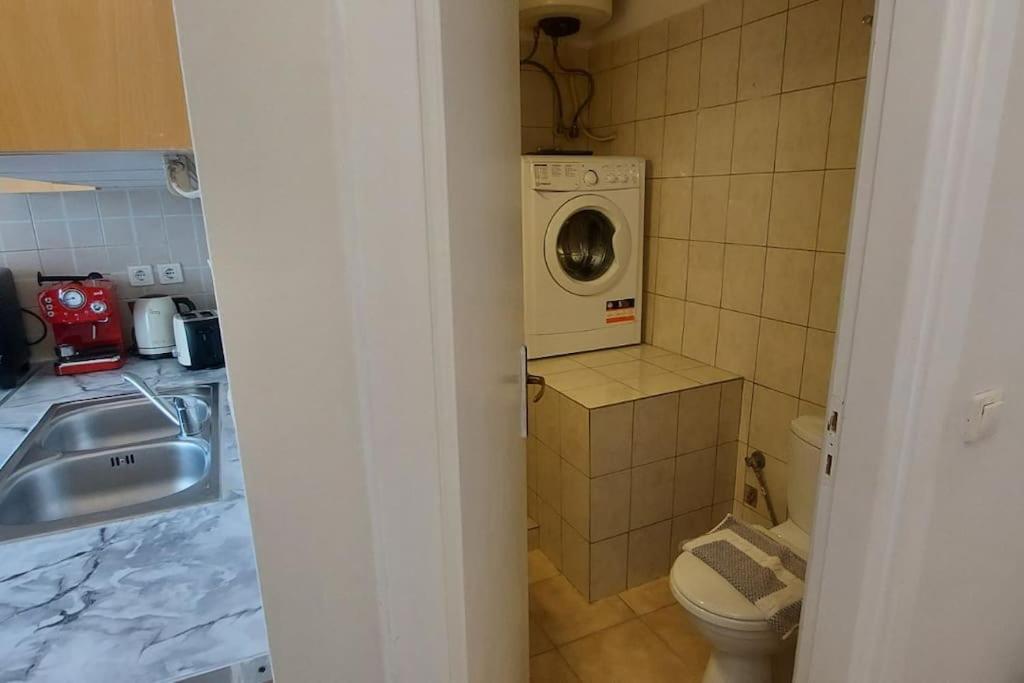Spacious Beauty In Athens, 55M2, Metro 7' Eksteriør billede